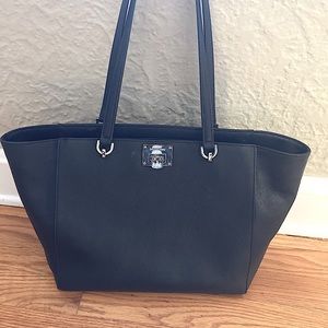 Black Kors tote in great used condition.